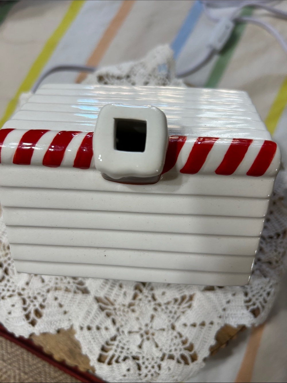 Gingerbread House Electric Wax Warmer New In Box Holidays Christmas EveryDay Use - Picture 5 of 16